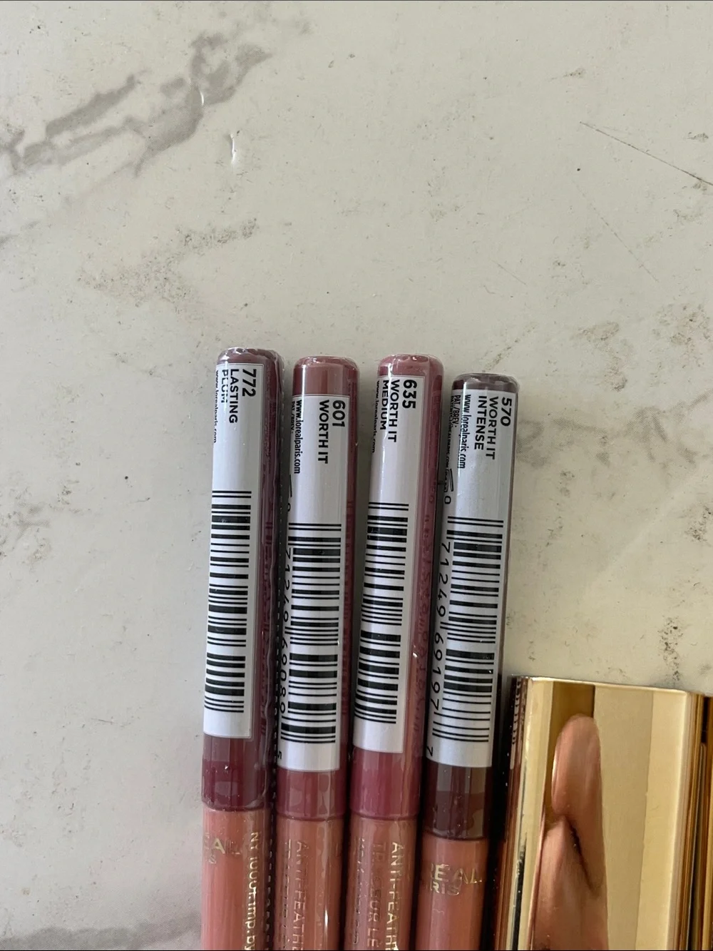 L'Oreal Nude Pink Lipstick Set with Matching Lip Liners